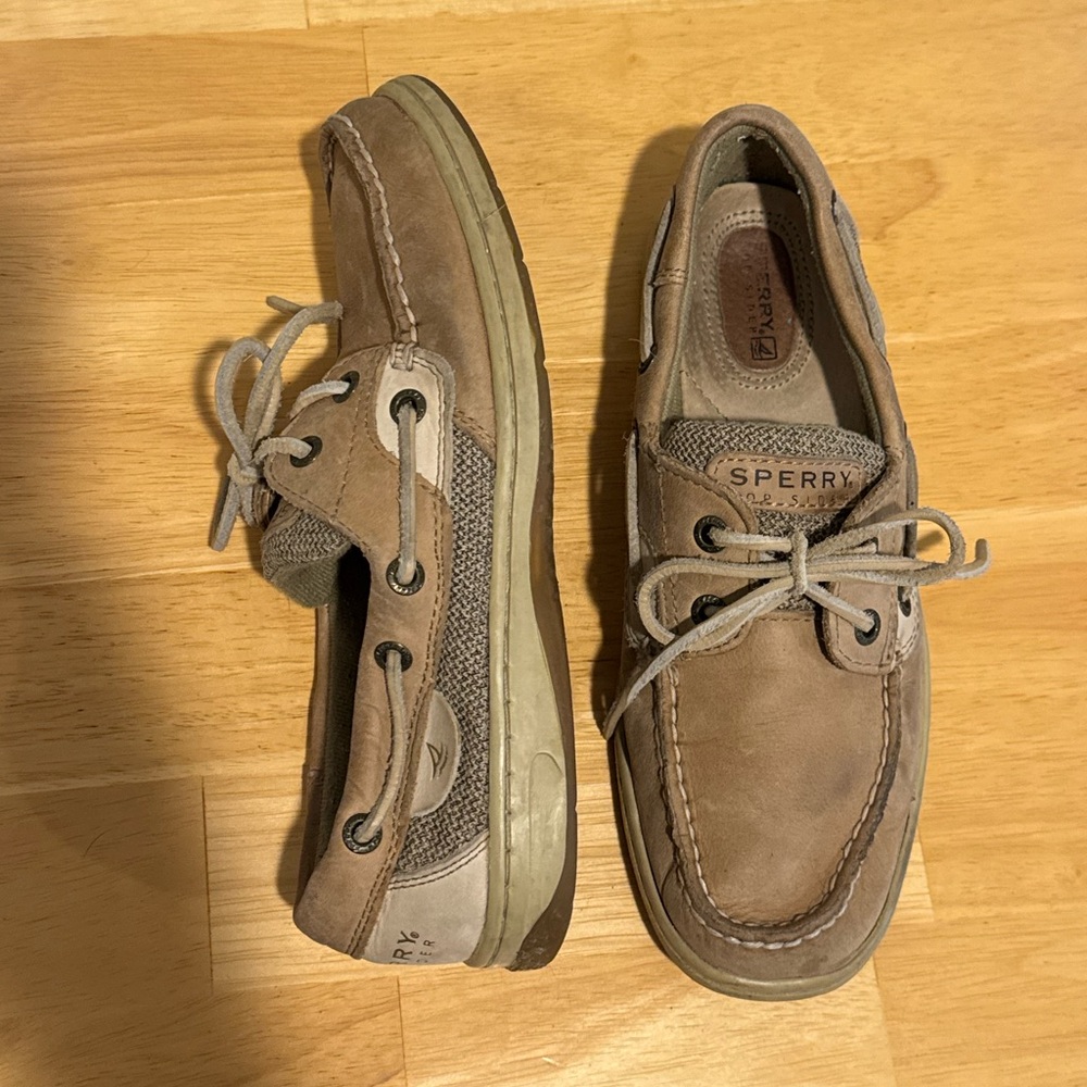 Women’s sperry topsider boat shoes